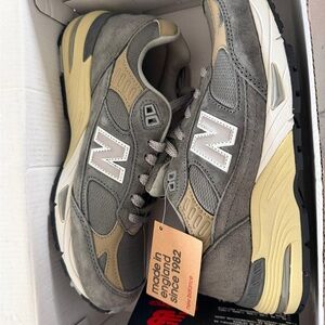 New Balance 991 trainers Sneakers  in box size 8 men’s